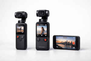 Сравнение компактных камер для видеоблогинга: DJI Osmo Pocket 3, ручная камера со стабилизацией и смартфон.